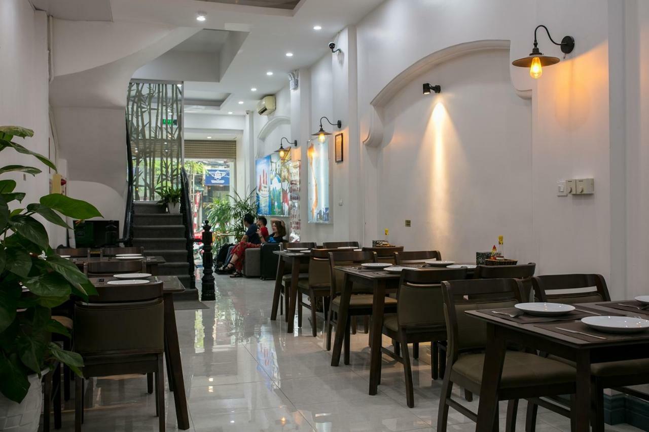 Hanoi Backpackersuite Hostel Bagian luar foto