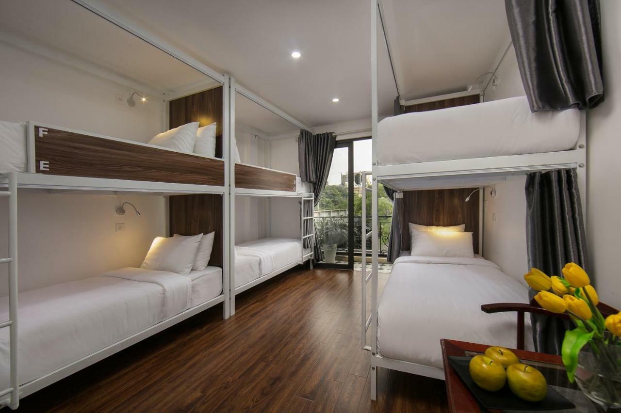Hanoi Backpackersuite Hostel Bagian luar foto
