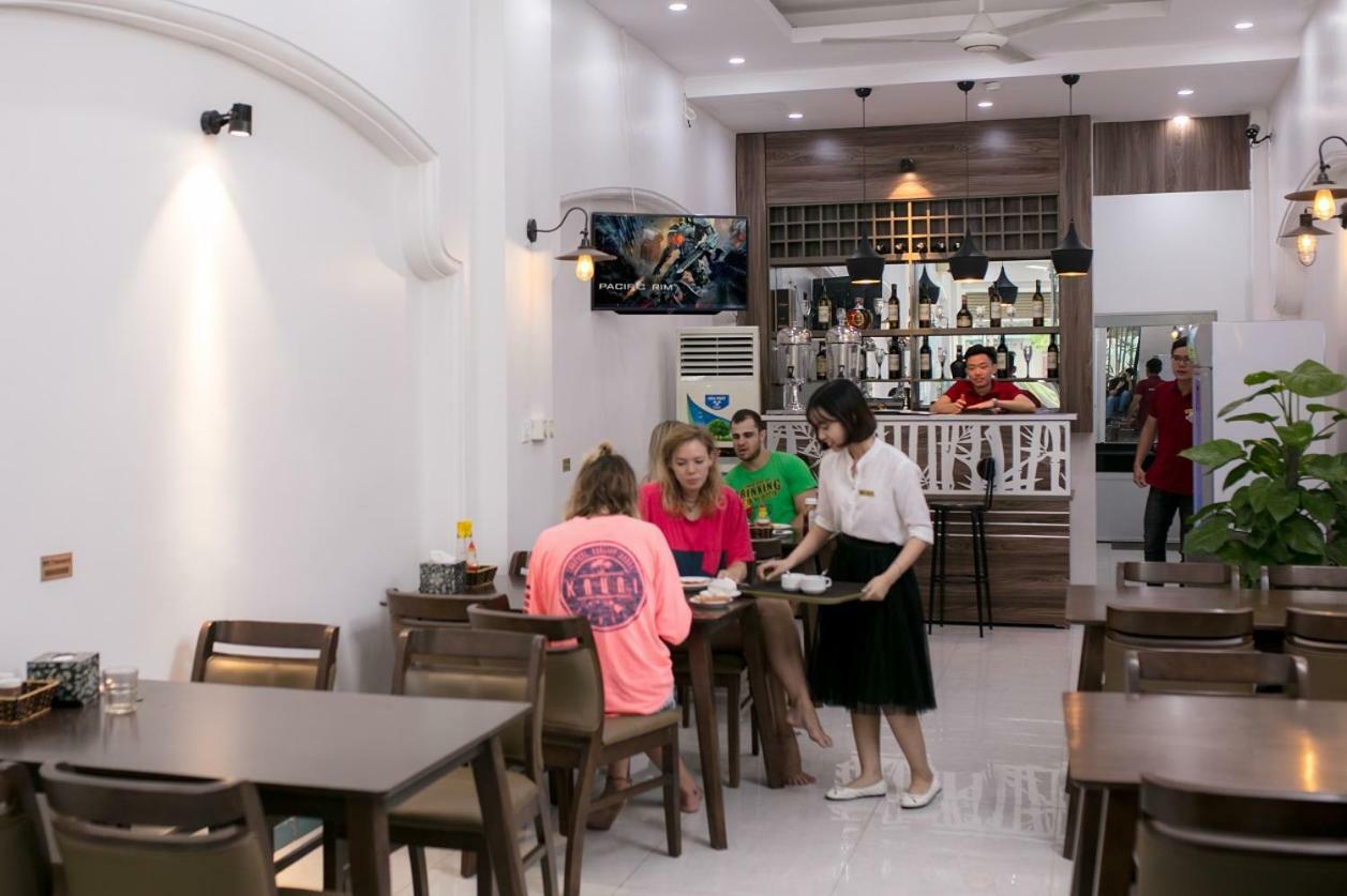 Hanoi Backpackersuite Hostel Bagian luar foto